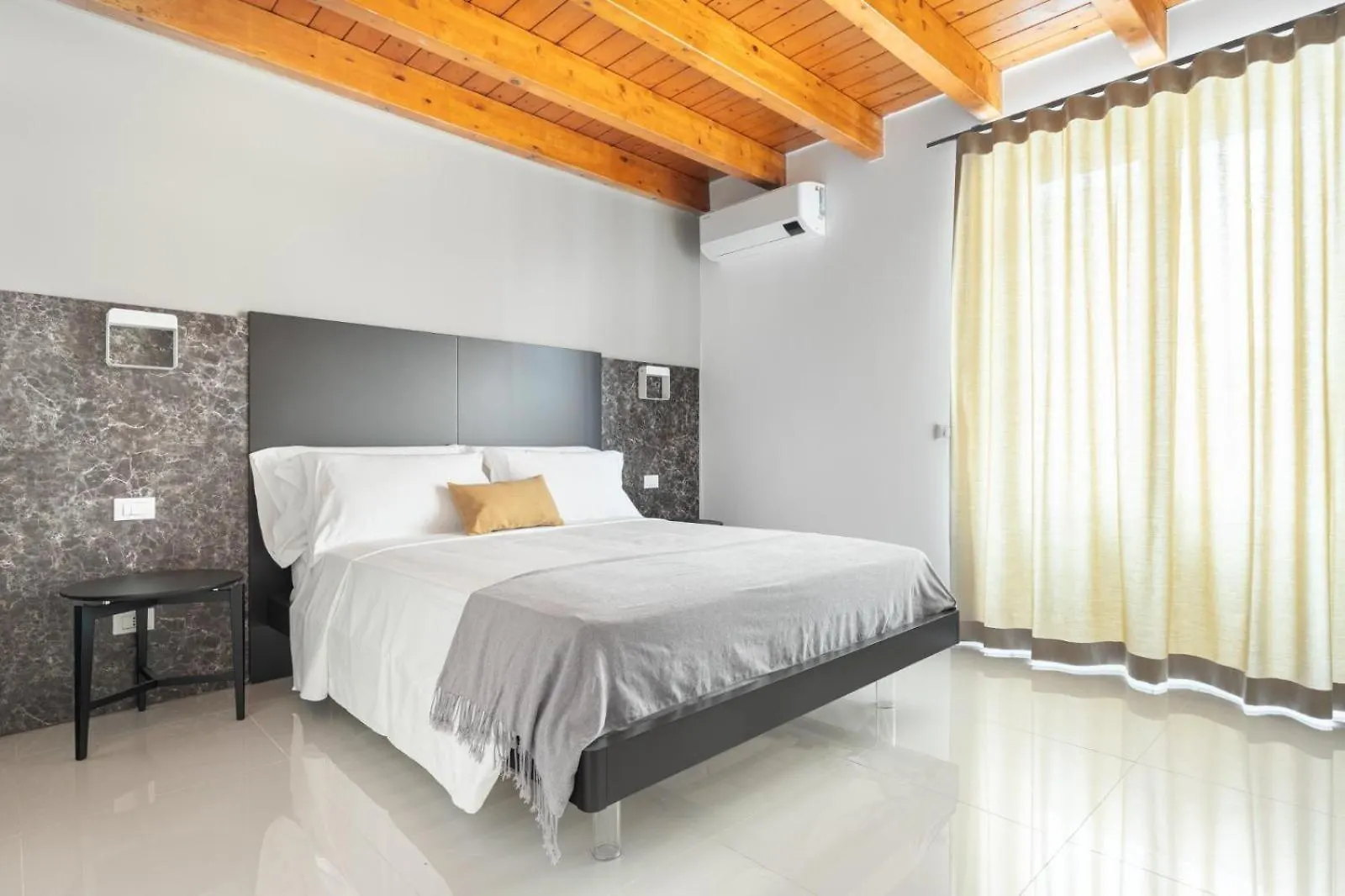 פלרמו La Terrazza Su Dante Rooms איטליה